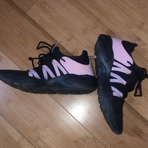 Fabletics black and pink athletic shoes